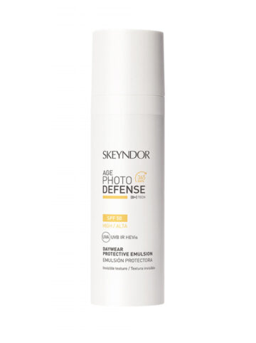 Дневная защитная эмульсия с невидимой текстурой SPF50 SKEYNDOR Daywear Protective Emulsion